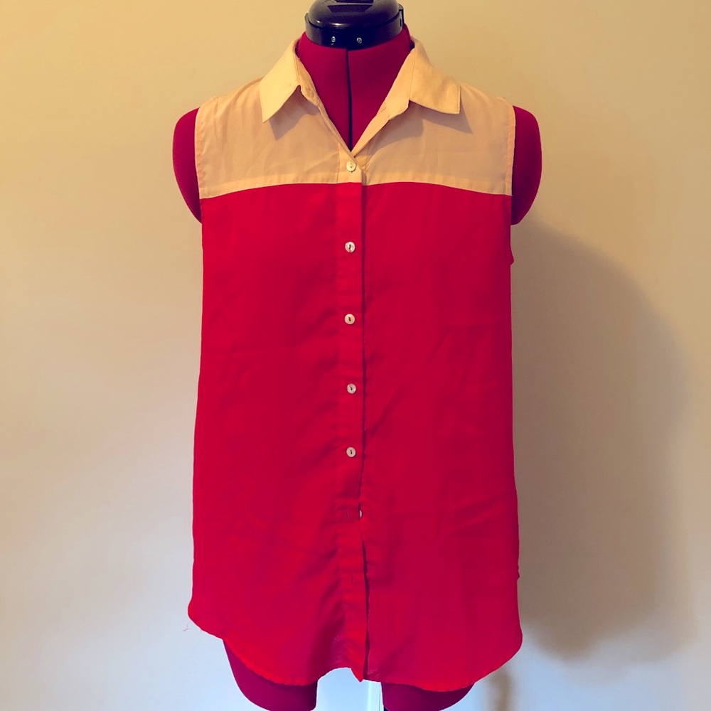 2/$30 Sleeveless Two Tone Button Down Top